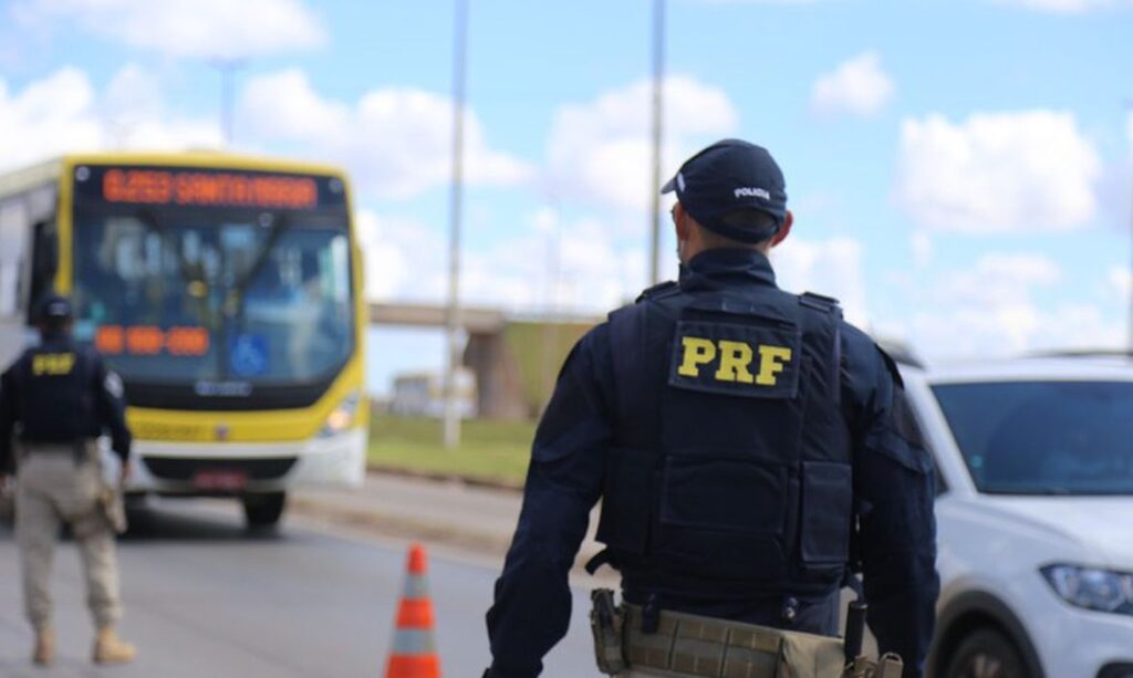 quase um terço dos sinistros de trânsito registrados em rodovias brasileiras ent