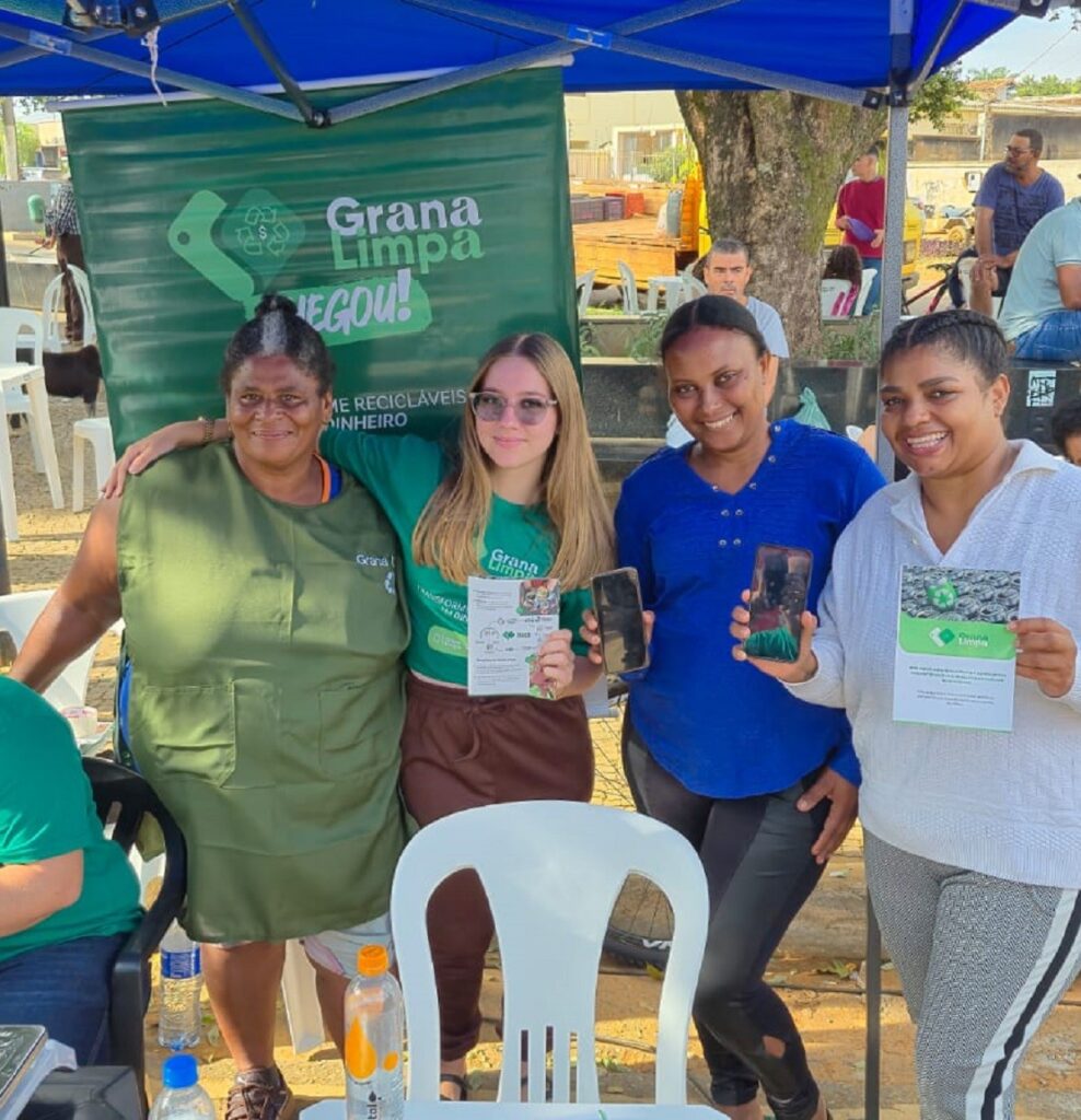 Projeto transforma materiais recicláveis em créditos digitais em Pompéu Zilvan Martins/Divulgação