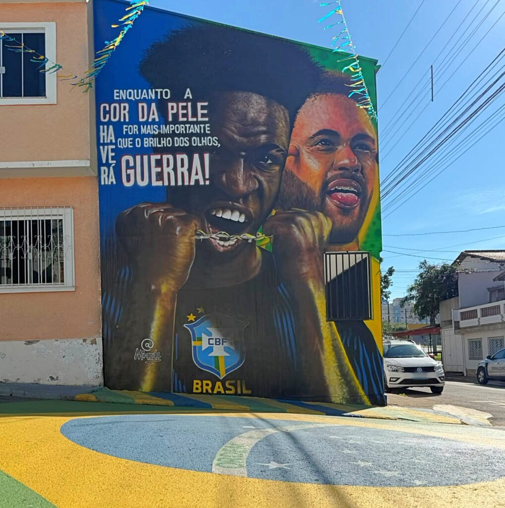 te brasileiro. Segundo Miranda, a repercussão do mural ultrapassou as redes soci
