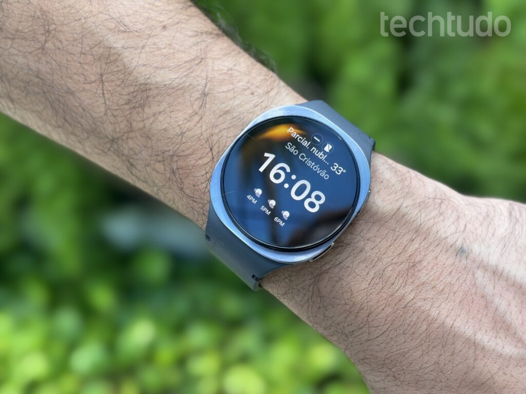 Tela do Galaxy Watch 8 tem brilho de até 3.000 nits — Foto: Ana Letícia Loubak/TechTudo