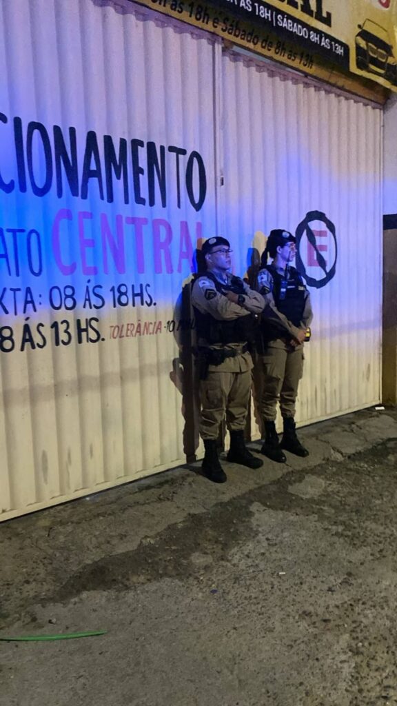 tagem em atualização. Perícia da Polícia Civil no local dos fatos David Oliveira