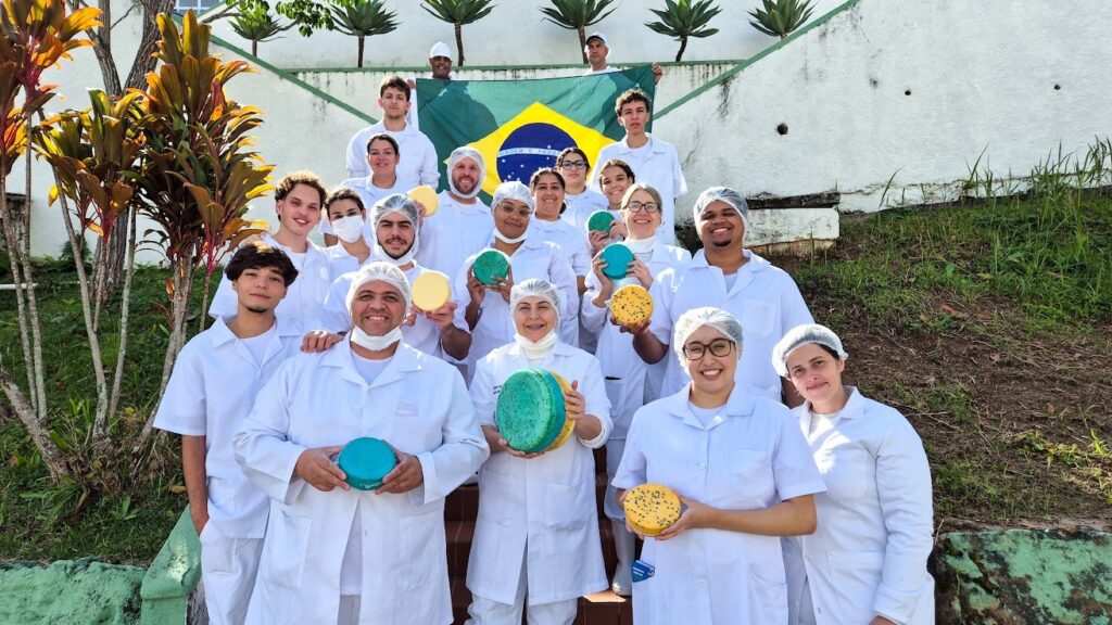 alunos do Instituto de Laticínios Cândito Tostes, em Juiz de Fora Marcelo Ribeir