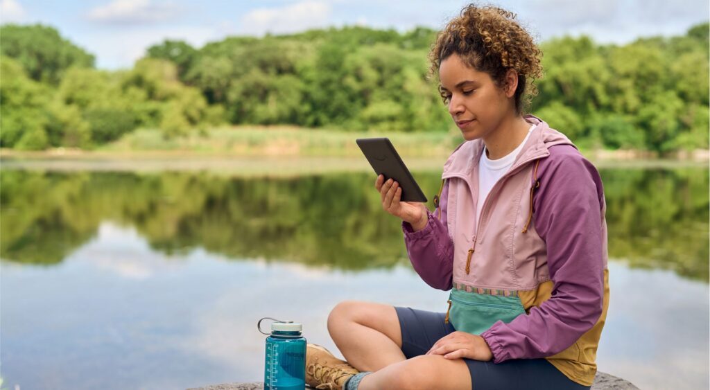 Kindle Paperwhite atual tem tela de 6,8 polegadas e 16 GB de espaço — Foto: Divulgação/Amazon