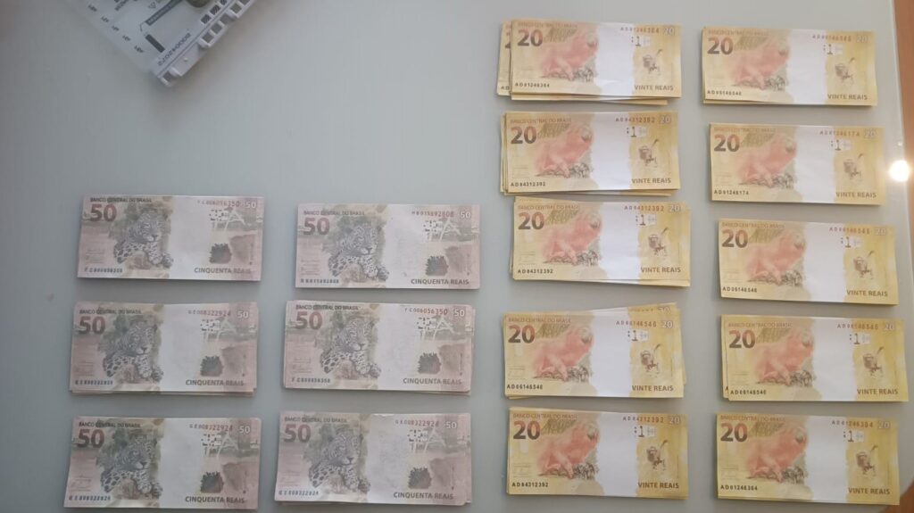 mil em notas falsas são apreendidos em Juiz de Fora Polícia Federal/Divulgação