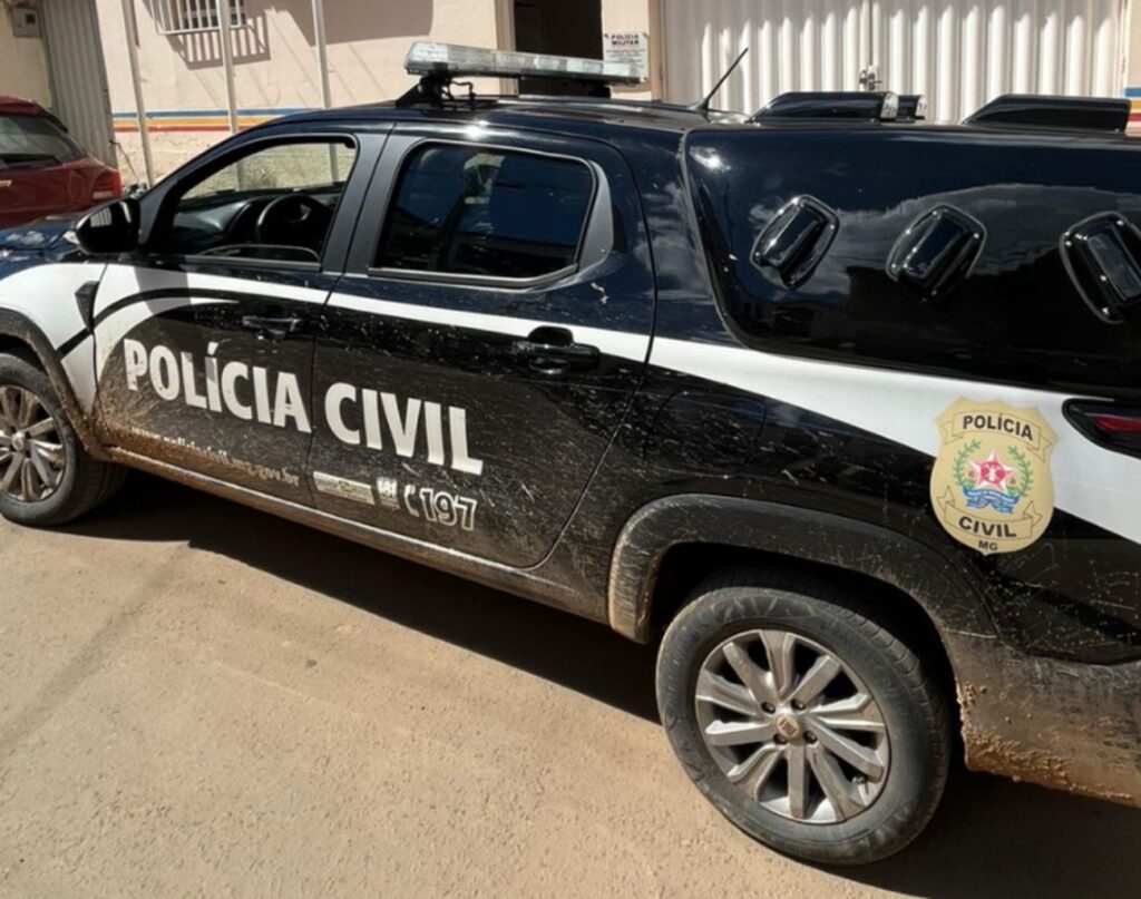 tentar matar uma mulher com golpes de martelo em Curral de Dentro, no Norte de M