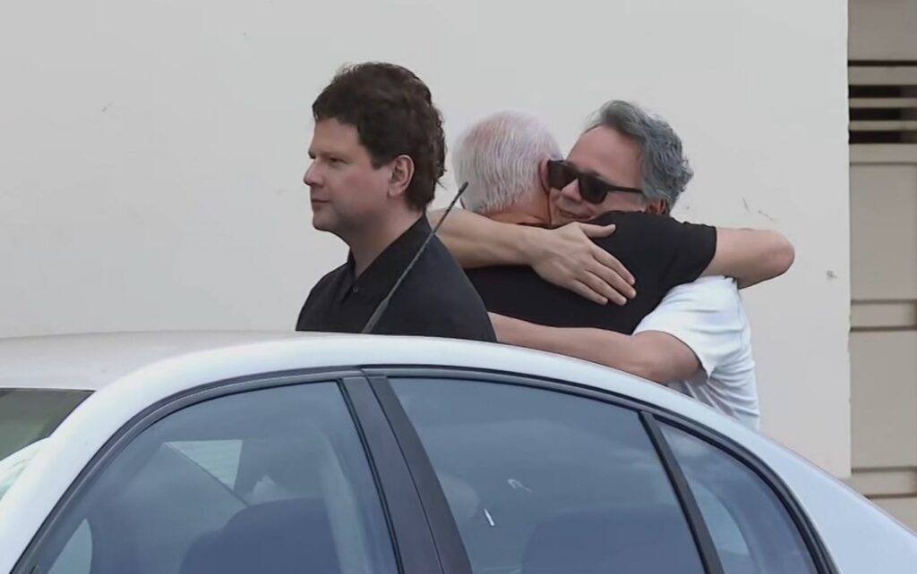 mais de uma década com Alzheimer. O ator também destacou a decisão do pai de dei