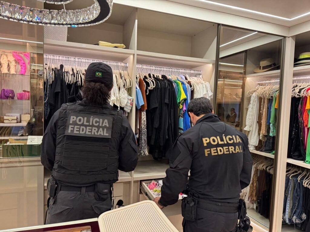tação clandestina, ao armazenamento, ao fracionamento, à divulgação e à comercia