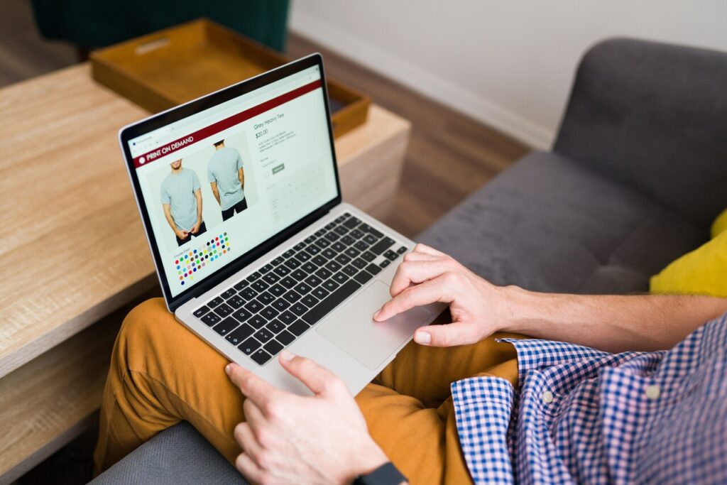 Sites de dopamina: a experiência que simula compras e o real efeito no impulso de consumo