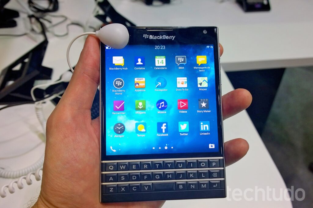 Blackberry Passport: como o celular de tela quadrada inspira o Galaxy Z Fold 8