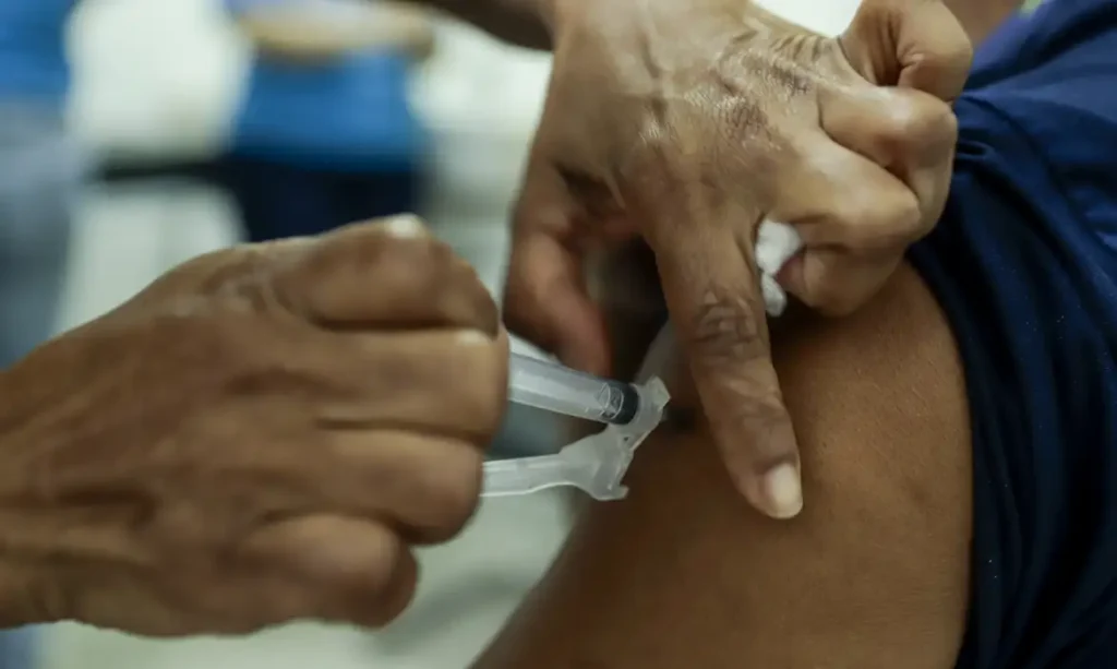 São Paulo inicia campanha de multivacinação com foco em crianças e adolescentes