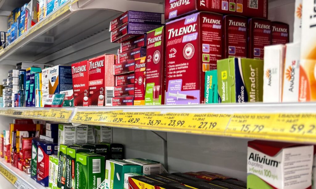 Venda irregular de medicamentos em máquinas automáticas acende alerta em São Paulo