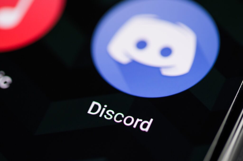 Ação judicial pede suspensão do Discord no Brasil e indenização milionária