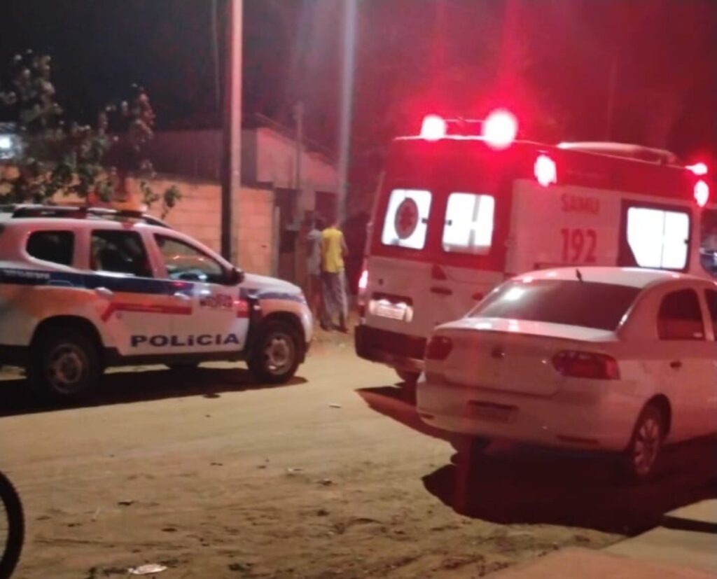 Adolescentes são apreendidos após ataque com machado contra mulher em Pirapora