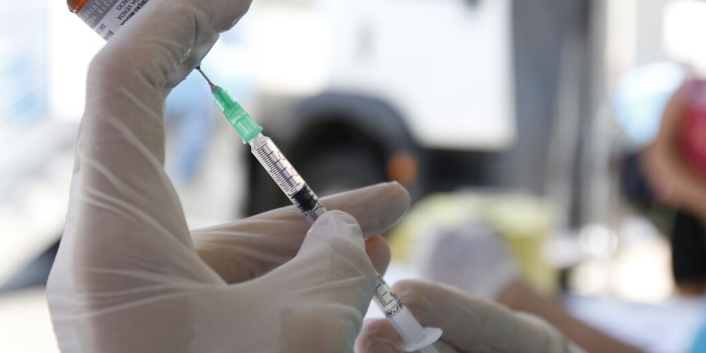 Campanha de multivacinação em São Paulo ultrapassa a marca de 1 milhão de doses aplicadas