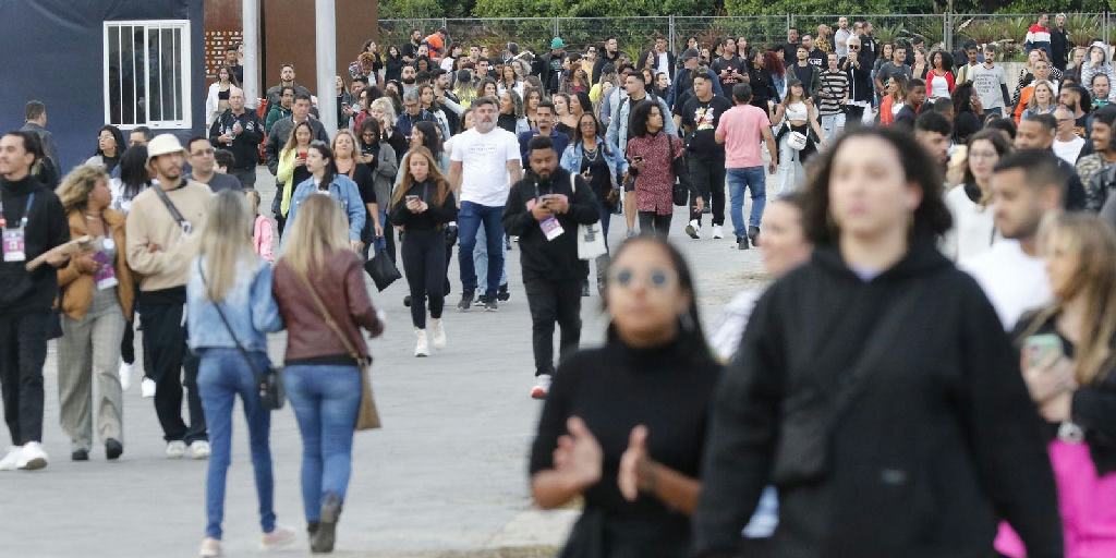 Consumidores ganham novas regras contra cambismo digital e direito à água em eventos