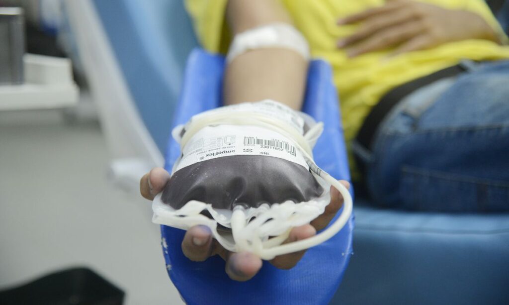 Doação de sangue: novas regras reduzem prazos para tatuados e ampliam acesso