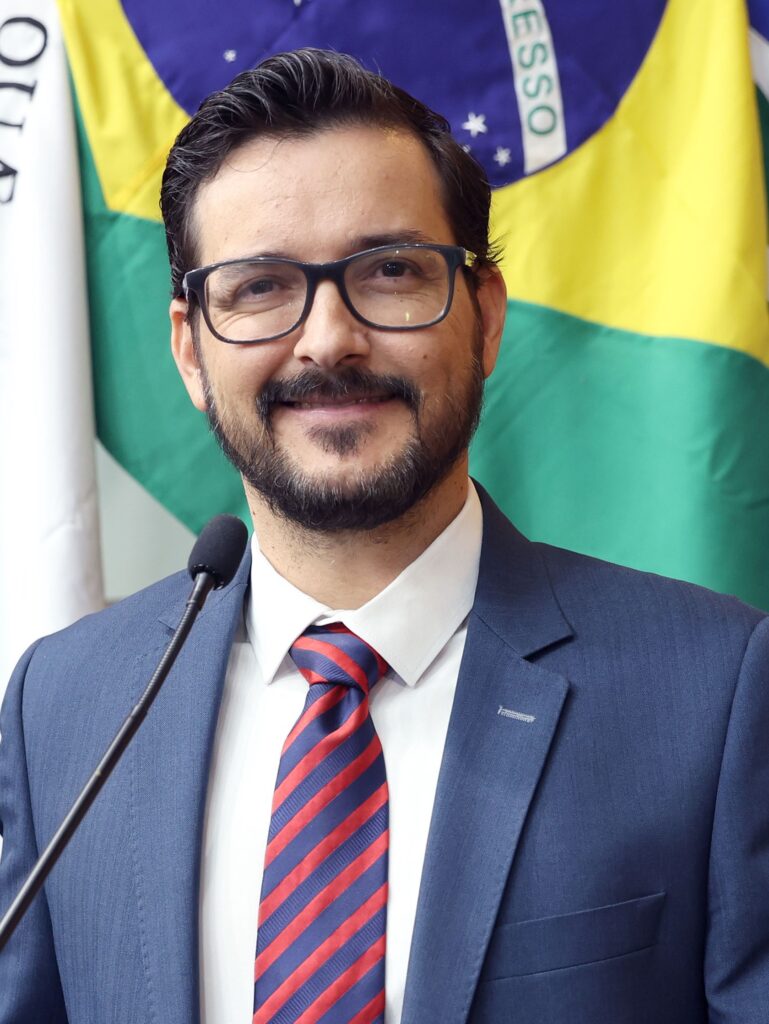 Dr. Maciel Amorim preenche vaga de Edinho do Combate ao Câncer na Câmara de Uberlândia