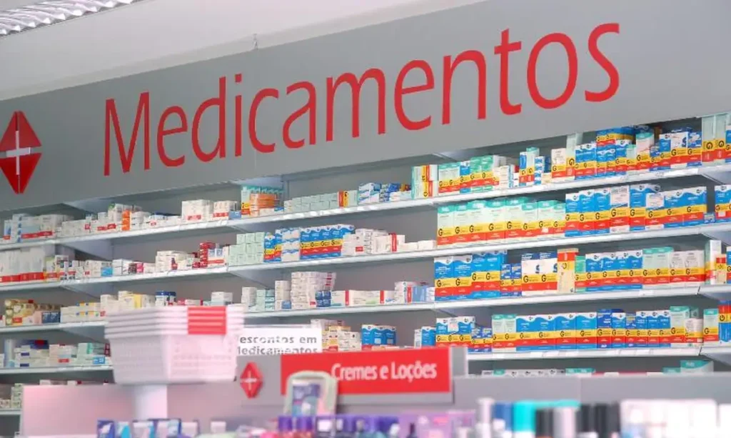 Farmácia Popular planeja incluir testes rápidos, exames e telemedicina com validação biométrica