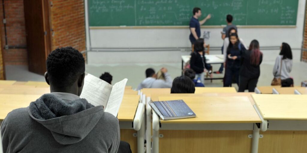 FIES: lista de espera convoca estudantes a partir desta sexta-feira para o ensino superior