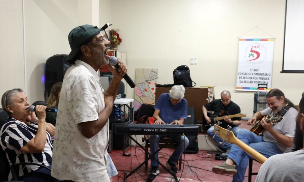 Grupo Harmonia Enlouquece do CPRJ lança quinto álbum e marca 25 anos de impacto na saúde mental