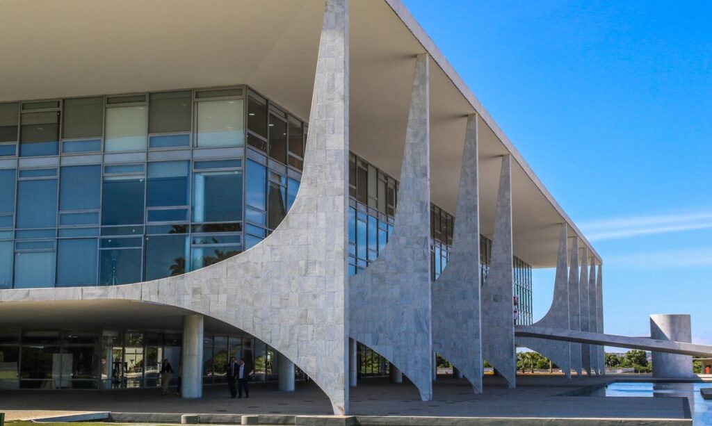 Itamaraty condena cancelamento de visto de embaixadora e aponta hostilidade dos EUA
