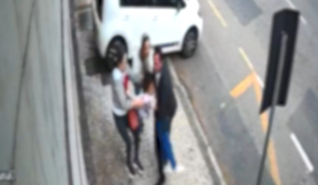 Medida protetiva não impede pai de tentar levar filha à força e agredir familiares em Juiz de Fora