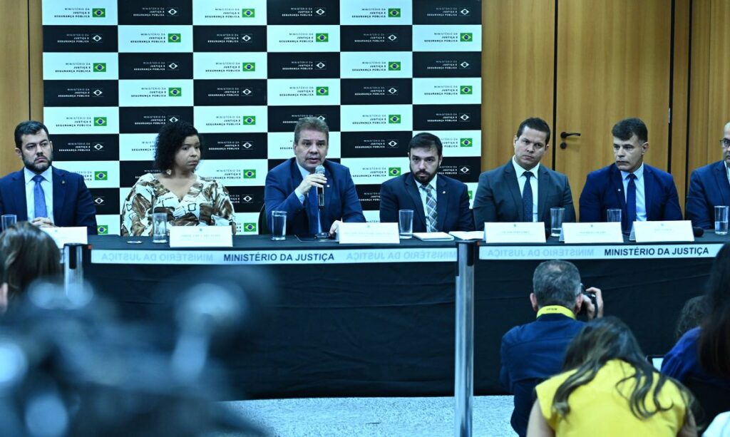 Operação Rede Interrompida desarticula plano de atentados em Brasília