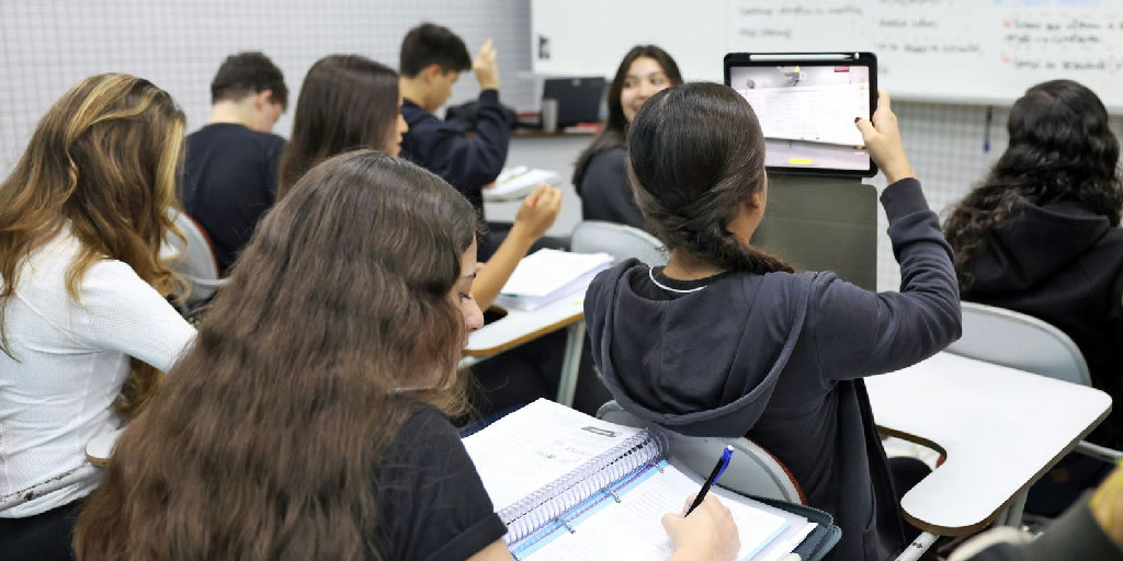Pagamento do Pé-de-meia 2026 chega para estudantes nascidos em março e abril nesta terça
