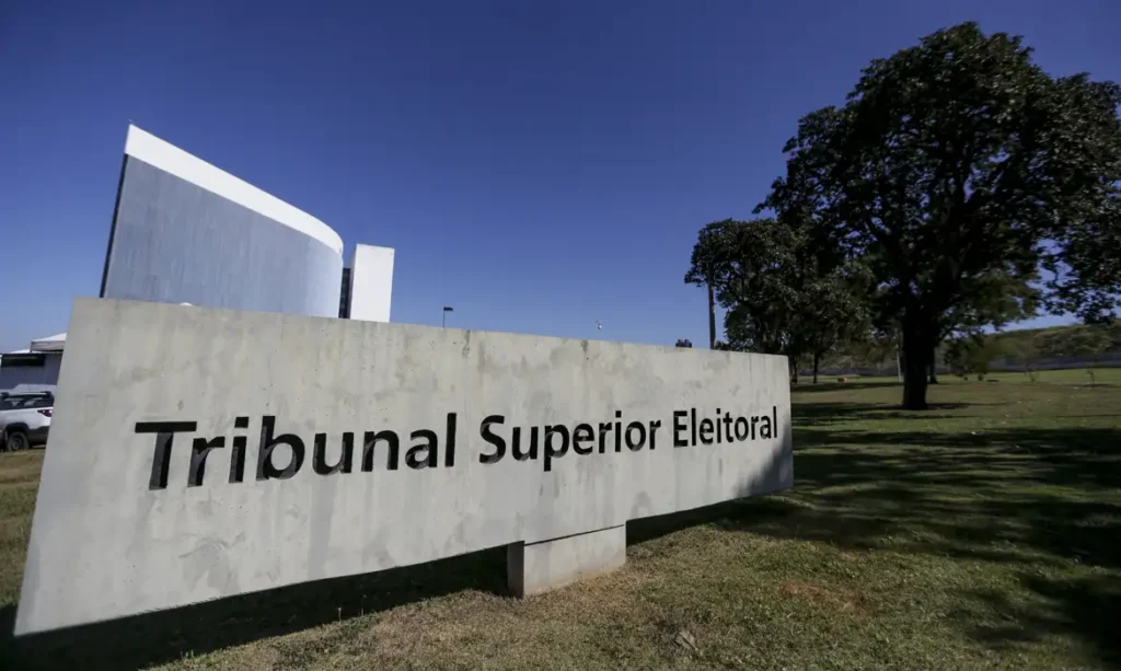 TSE institui grupo consultivo para fiscalizar uso de IA e fake news nas eleições de 2026