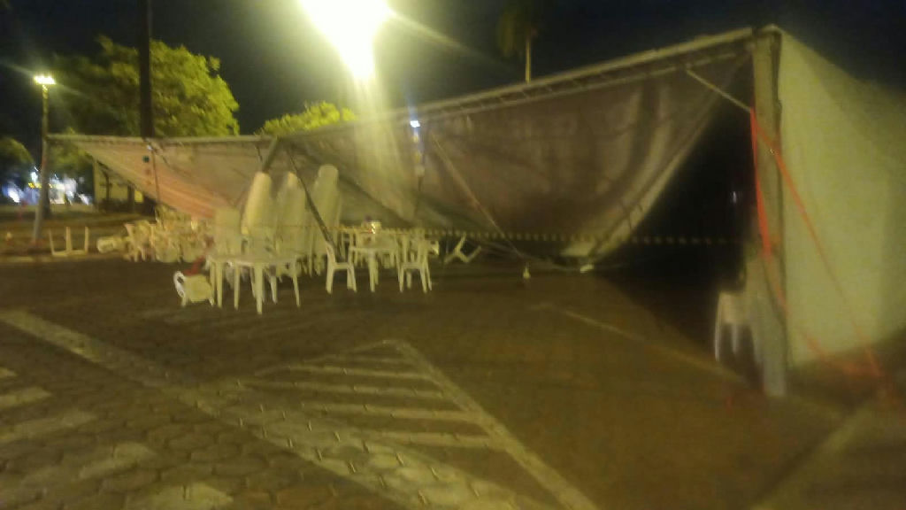Festa da padroeira em Patrocínio é cancelada após queda de tendas por ventos fortes