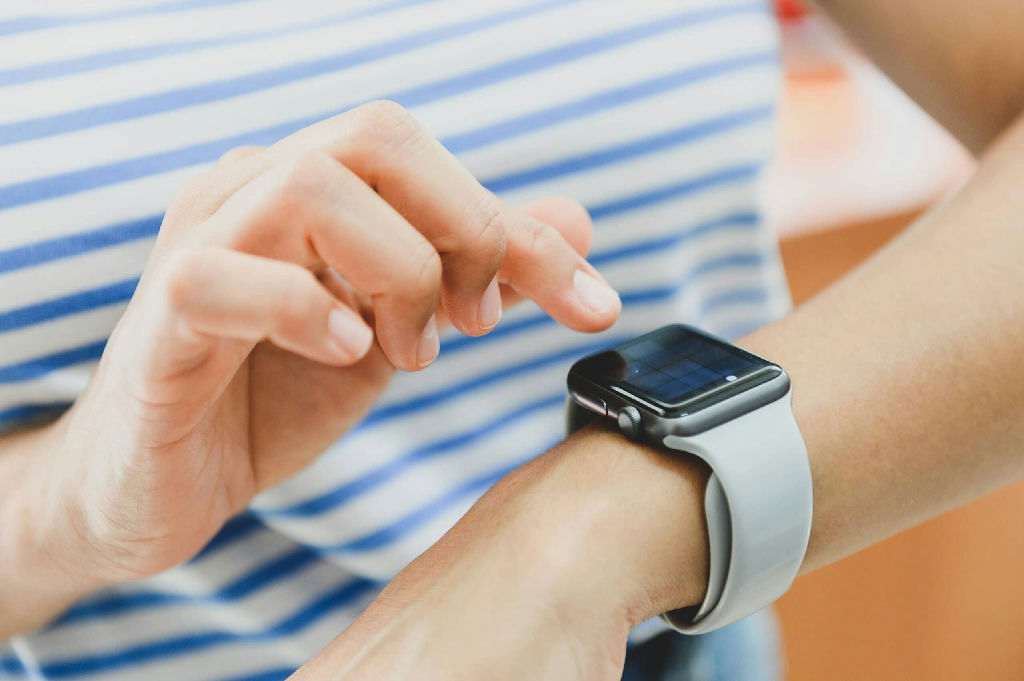 Guia de compra: os 5 melhores modelos de Apple Watch para investir em 2026