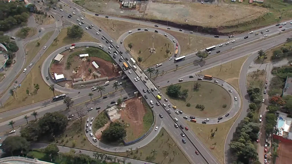 Interdição no Trevo do Belvedere: Mgc-356 terá tráfego alterado para obras de ampliação de viaduto