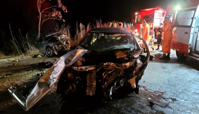 Br-251 em Francisco Sá: colisão frontal mata dois motoristas e fere três, incluindo criança