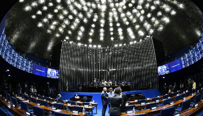 CCJ do Senado marca votação da PEC da Segurança na próxima semana, visando facções