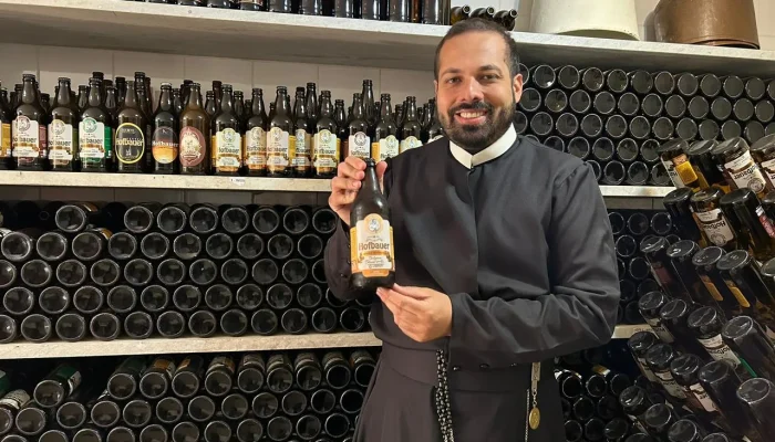Cervejaria em porão de igreja de Juiz de Fora resgata receita secular