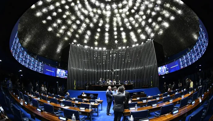 Congresso Nacional retoma trabalhos com pauta cheia e desafios eleitorais