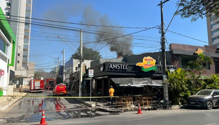 Defesa Civil vistoria restaurante em Montes Claros após incêndio e orienta recuperação