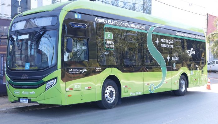 Eletrificação impulsiona transporte público em Montes Claros com meta de frota 50% elétrica até 2026