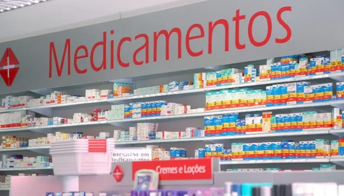 Farmácia Popular planeja incluir testes rápidos, exames e telemedicina com validação biométrica