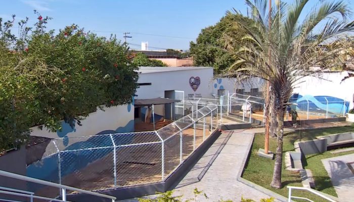 que eles têm direitos garantidos", explicou a gerente administrativa, Gabriela d