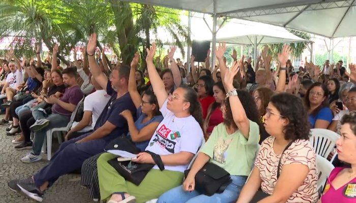falta de acordo com a Prefeitura de Belo Horizonte (PBH). A categoria reivindica