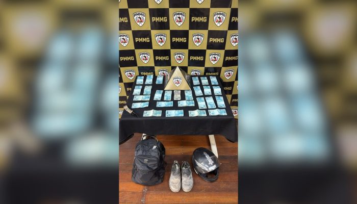 Material apreendido com o suspeito PM/Divulgação