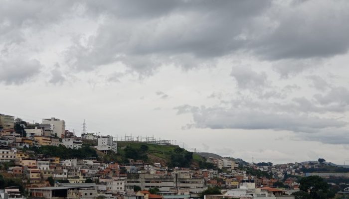 al com granizo ocorrido na quarta-feira. Tempo continua instável no fim de seman