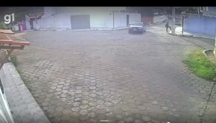 uma mulher, de 36 anos, e a filha dela, de 8 anos, que foram sequestradas em Cor