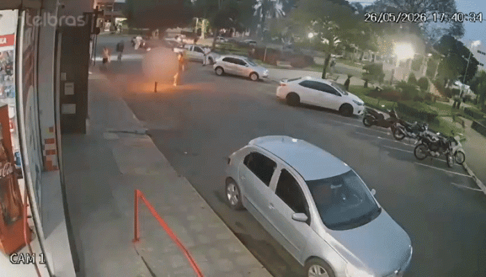 dívida de R$ 10 em MG Um homem em situação de rua, de 43 anos, teve o corpo quei