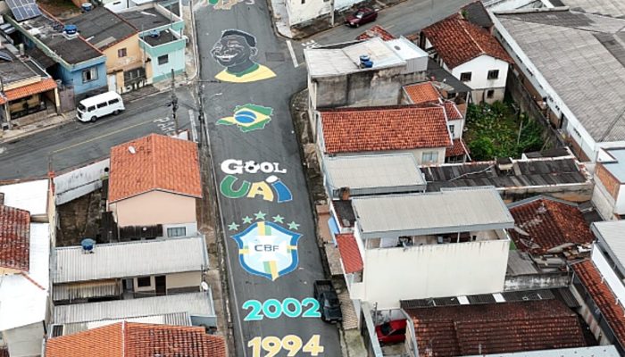 moradores em um verdadeiro cenário de Copa do Mundo. A decoração ganhou repercus