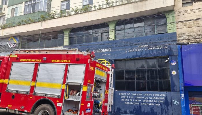 Incêndio atinge escritório de advocacia no Centro de Coronel Fabriciano Corpo de Bombeiros/Divulgação