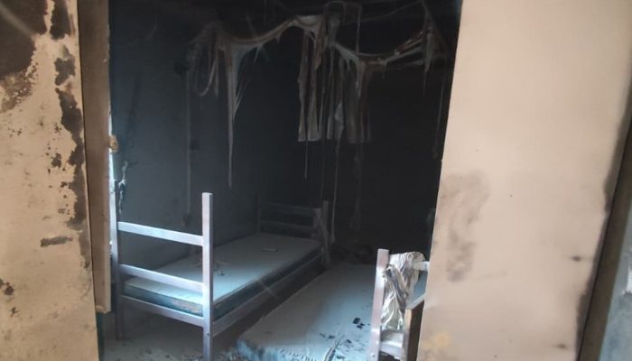 Incêndio em alojamento empresarial de Patrocínio Corpo de Bombeiros/Divulgação