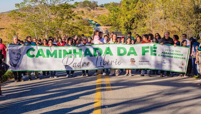 Caminhada da Fé em devoção a Padre Libério em Leandro Ferreira Diocese de Divinópolis/Divulgação