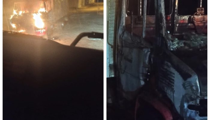Caminhão pegou fogo em Francisco Sá Corpo de Bombeiros/Divulgação